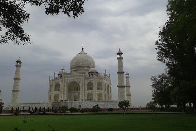 Sunrise tour of Taj Mahal with Guide - Pickup, transport, and how to avoid early morning confusion