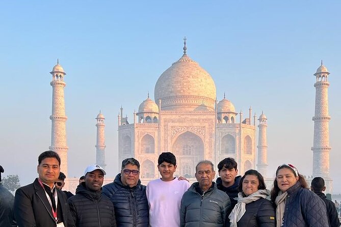 Taj Mahal, Agra Fort and Baby Taj Day Tour from Delhi by Car - The Driver and Guide Dynamic: The Difference Between a Trip and a Stress Test