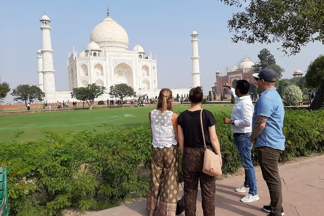 Taj Mahal, Agra Fort & Baby Taj Tour from Delhi - All Inclusive - Who this tour suits best (and who should think twice)
