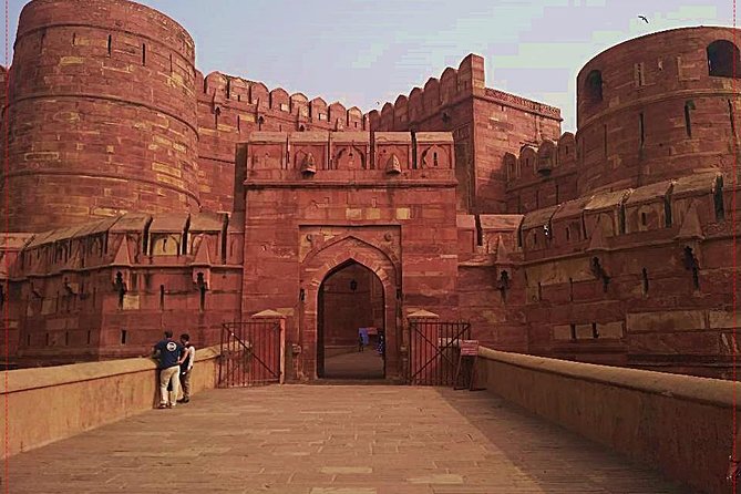 Taj Mahal, Agra Fort, & Fatehpur Sikri Day trip From Delhi by car - Delhi to Agra in one day: how this trip really works