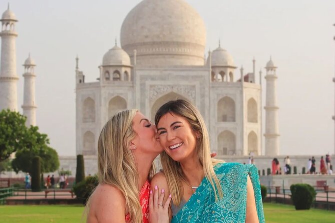 Taj Mahal & Agra Private Day Tour from Delhi - All Inclusive - A 12-hour Delhi to Agra sprint that stays under control
