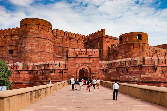 Taj Mahal and Agra Fort Private Tour by Car from Delhi - Agra Fort at midday: Mughal power, plus time for lunch