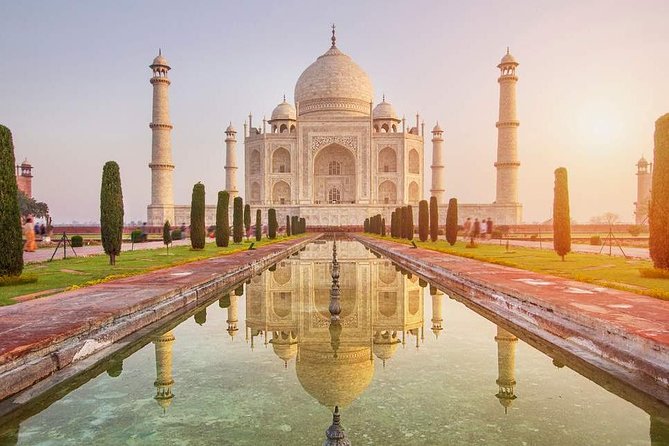 Taj Mahal and Fatehpur Sikri Day Trip from Jaipur - Jaipur to Agra by private AC car, with a real schedule