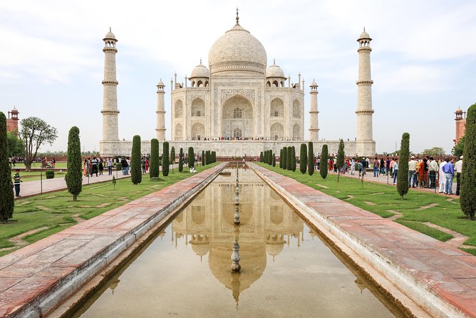 Taj Mahal Day Tour from Delhi by Superfast Train - TOP RATED TOUR - Guides who actually manage the day: the names to look for