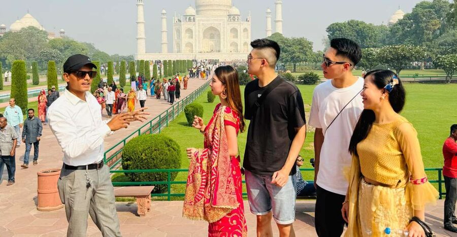 Taj Mahal, Fort, Baby Taj & Mehtab Bagh Private City Tour - Taj Mahal: what a good guide adds inside the marble rooms