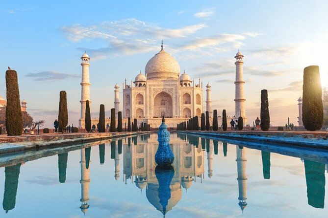 Taj Mahal Half Day Tour by Tuk Tuk - Agra Fort: the red-sandstone side of the Mughal story