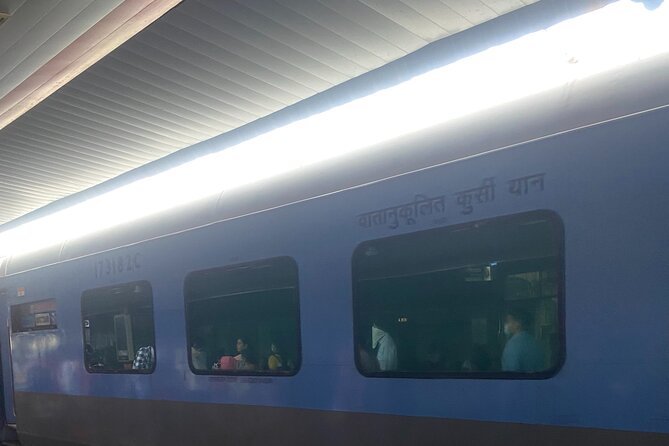Taj Mahal Same Day Tour by India's Fastest Train - Lunch at Sun Barbecue and how upgrades change your day