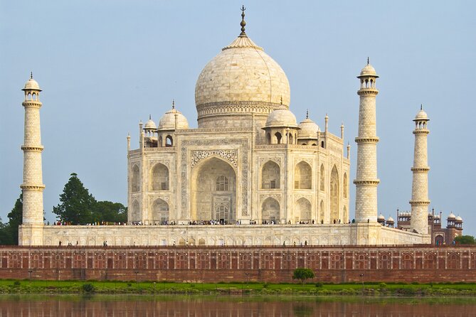 Taj Mahal Skip the Line Private Guided Tour - Guides who pace well and help you see more than photos
