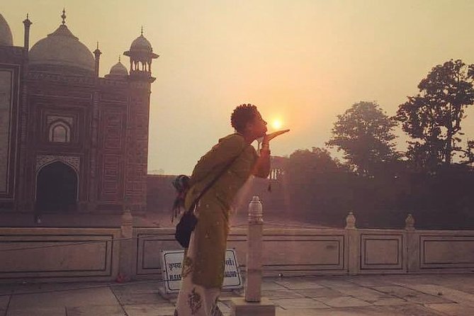 Taj Mahal Sunrise & Sunset All Inclusive Private Luxury Agra Tour - Lunch at a 5-Star Hotel: The Real Energy Saver