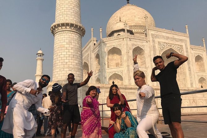 Taj Mahal Ticket - Skip the line - Guide Service and Water: Small Extras That Change the Mood