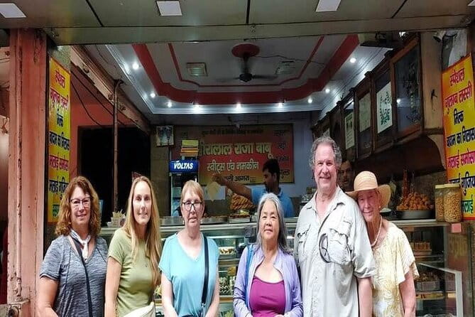 Taj Mahal Tour By Auto Or Rickshaw - Auto rickshaw logistics: the practical way to move between sights