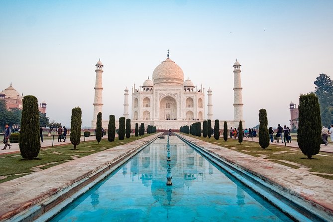 Taj Mahal Tour From Delhi By Car - Agra Fort: More Than a Side Trip