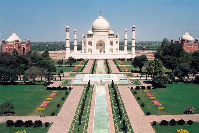 "Taj Mahal" Tour from Delhi by India's Fastest Train (Gatiman Express) - Return to Delhi: the only real curveballs are at the station