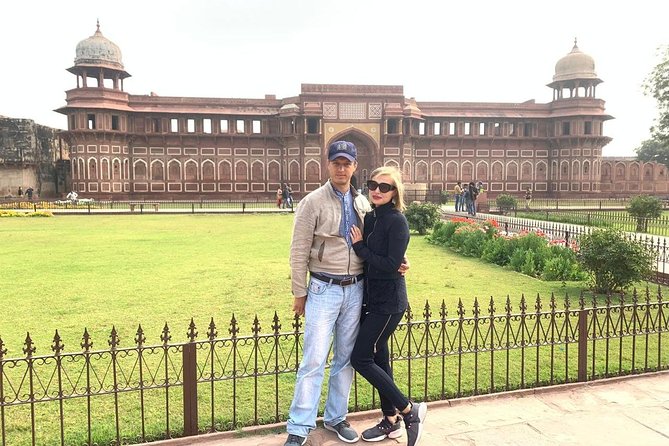 Taj Mahal tour from Mumbai or Bangalore or Hyderabad with flight - Price and what you truly get for $15 per person