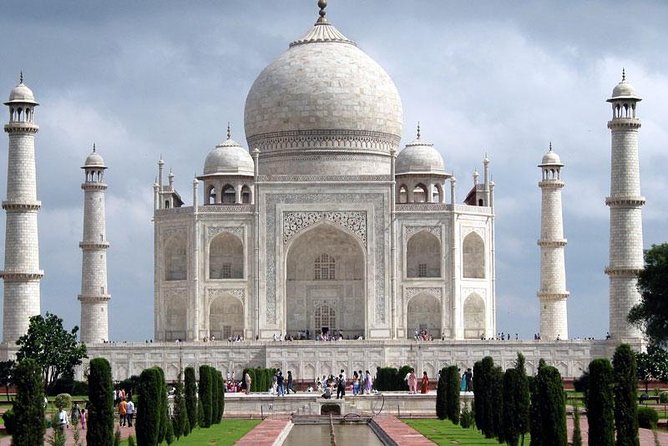 Taj Mahal Tour with Private Guide - Delhi pickup, AC comfort, and WiFi that keeps you sane