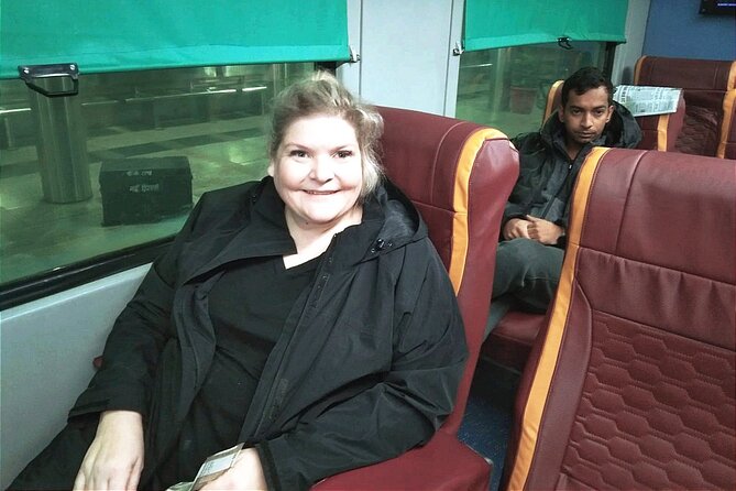 Taj Mahal Trip by Express Train from Delhi - Private Day Tour - Agra city stop and the lunch break you should plan for