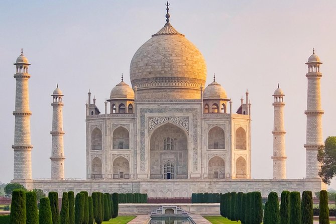 Taj Mahal with Agra Fort Skip-the-Line tickets & guide - Lunch, water, and the small comfort details that matter