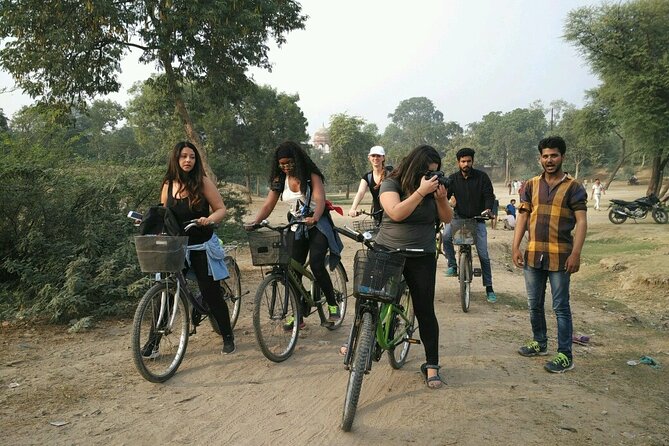 Taj Nature And Country Side Bike Tour - Group size, pace, and comfort: how to dress and prepare for cycling in Agra