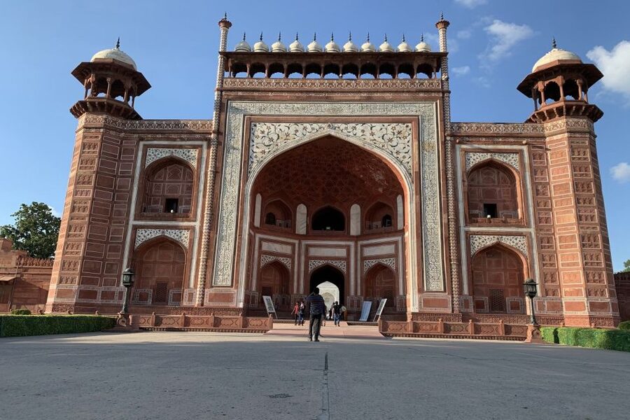 Tajmahal With Mausoleum Skip The Line Ticket With Guide - Price and Value: When $7 Makes Sense