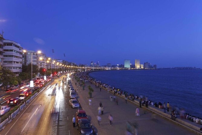 The Colourful Early Morning Tour - Key moments worth getting up for