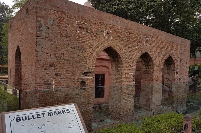 The Grand Amritsar Experience Combined With WAGAH FLAG CEREMONY - Ram Tirath Temple: Myth Meets Pilgrimage