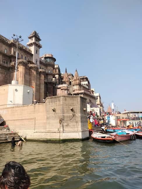 Tourist Guide English & Spanish Varanasi/Benares - Dashashwamedh, Harishchandra, Assi, and Namo Ghat: a walk with real structure