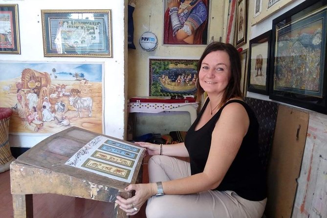 Traditional miniature painting class at Pacific Art - Best Times to Go, and How to Fit It Into Your Day