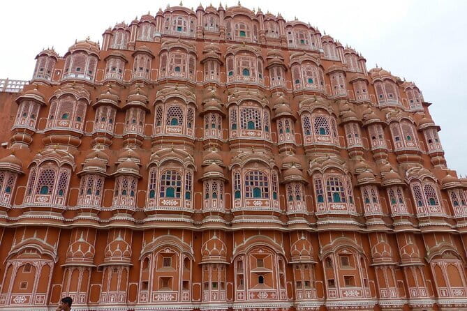Travel Through the Streets of Jaipur by Tuktuk with a Local - How the tuk-tuk local tour feels in Jaipur streets