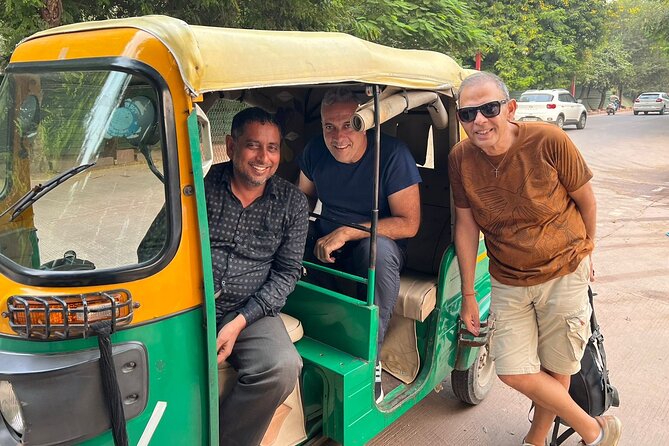 Tuk Tuk Tour of Taj Mahal With Experienced Driver - How the Tuk-Tuk Pickup Works in Agra