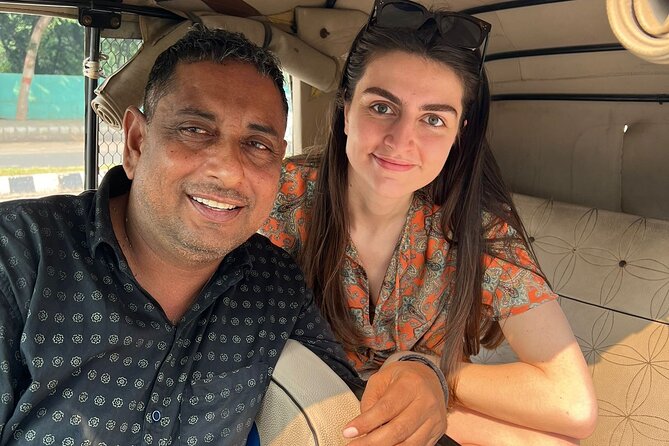 Tuk Tuk Tour of Taj Mahal With Experienced Driver - Lunch in an Indian multi-cuisine restaurant: plan to pay