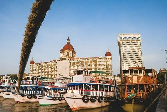 Twilight in Mumbai: Discover the City by Night with Food Options - Gothics, clock towers, and Marine Drive: the best photo hour