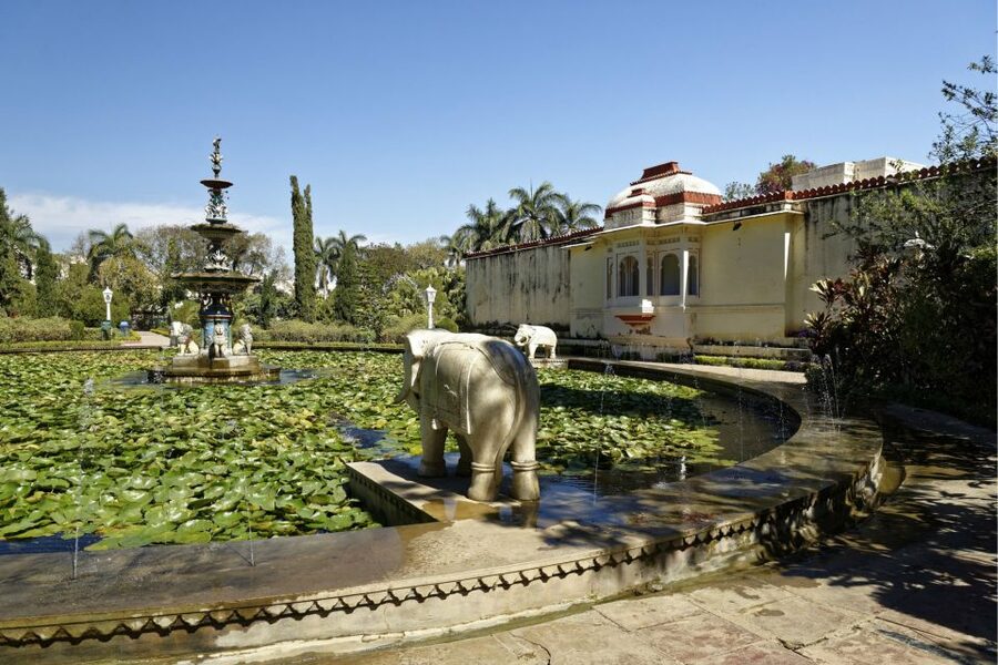Udaipur: Full Day Private City Tour with Optional Boat Ride - Who This Tour Suits Best, and Who Might Prefer Something Else