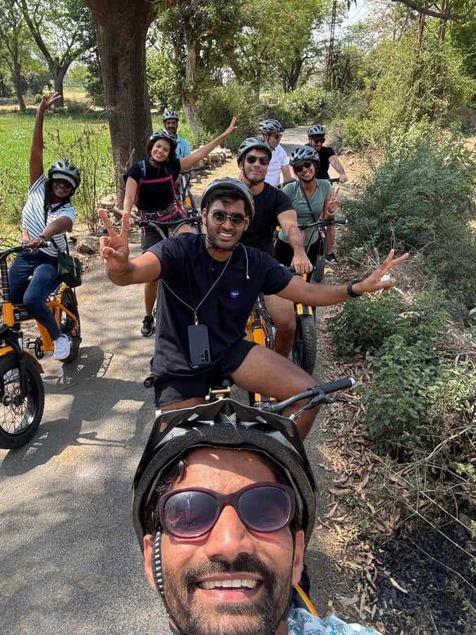 Udaipur: Off-the-Beaten Path Guided E-Bike Tour - Key highlights at a glance