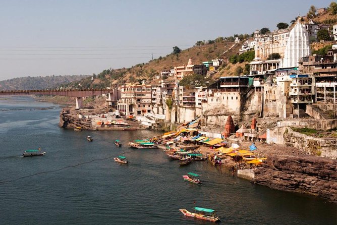 Ujjain Temple Tour - Day 1: Omkareshwar Jyotirlinga, Mamleshwar, and the Narmada boat ride