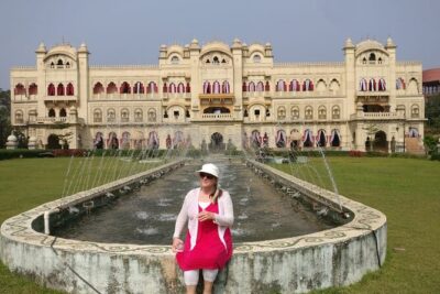 Unveiling Bollywood: Grand Tour of Iconic Real Sets & Their Story