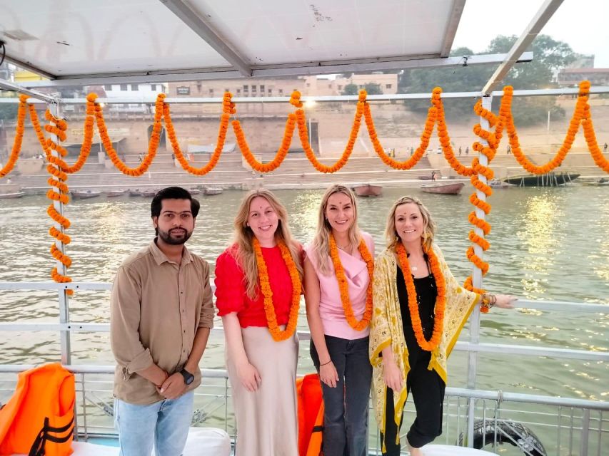 Varanasi : Full Day City Highlights Day Tour & Ganges Cruise - Manikarnika and Assi Ghat, Then Kashi Vishwanath Temple