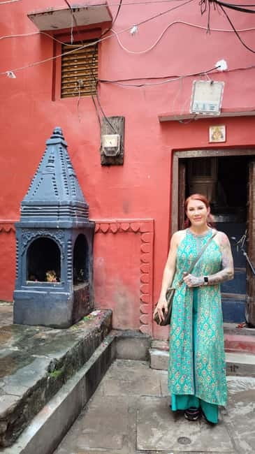 Varanasi: Hidden Secrets of Vibrant Tradition (Guided Tour) - Manikarnika Ghat: the cremation ground with meaning, not just scenes