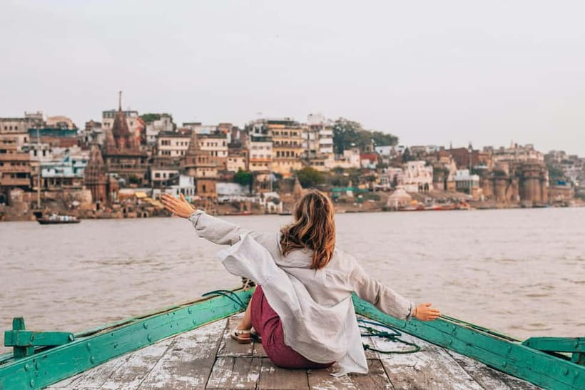 Varanasi Landmark Evening City Tour - Aarti & Boating - Key things you will notice on this evening tour