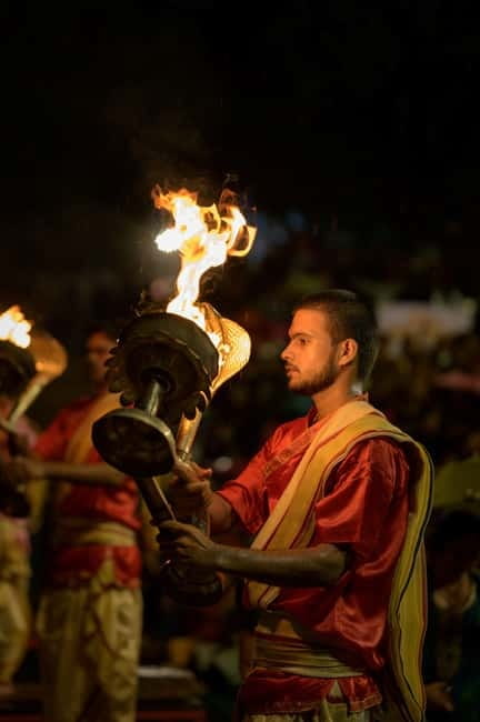Varanasi Landmark Evening City Tour - Aarti & Boating - Manikarnika Ghat: facing the circle of life along the water