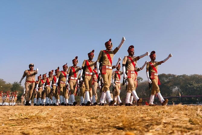 Wagah Border Ceremony Booking - Meeting near Maharaja Ranjit Singh, and the 3:00 pm start